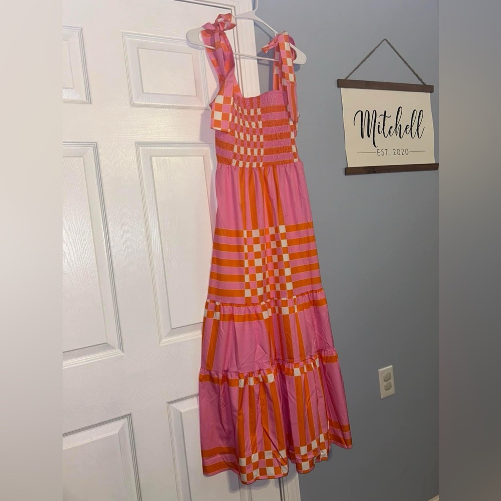 Women's dress size XL (14) NWOT $25